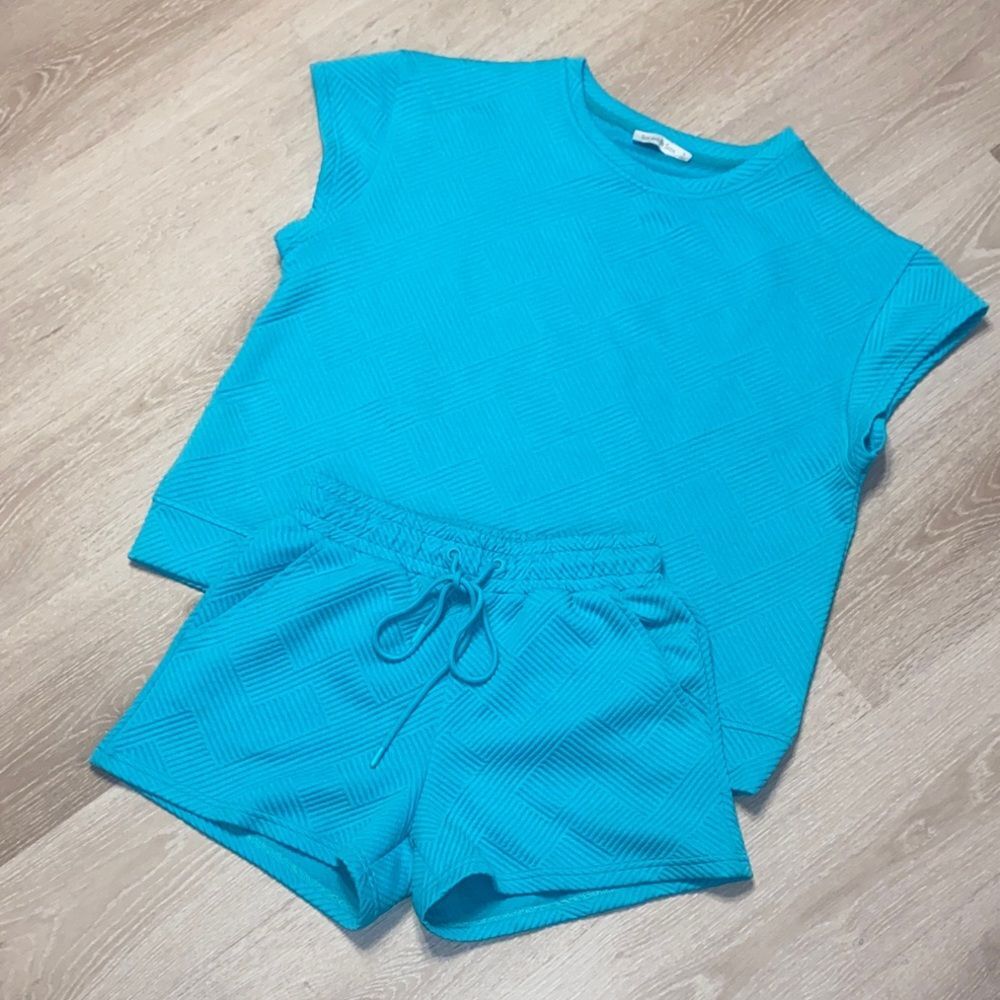 NWOT Seen And Be Seen “Lazy Day” Two Piece Set